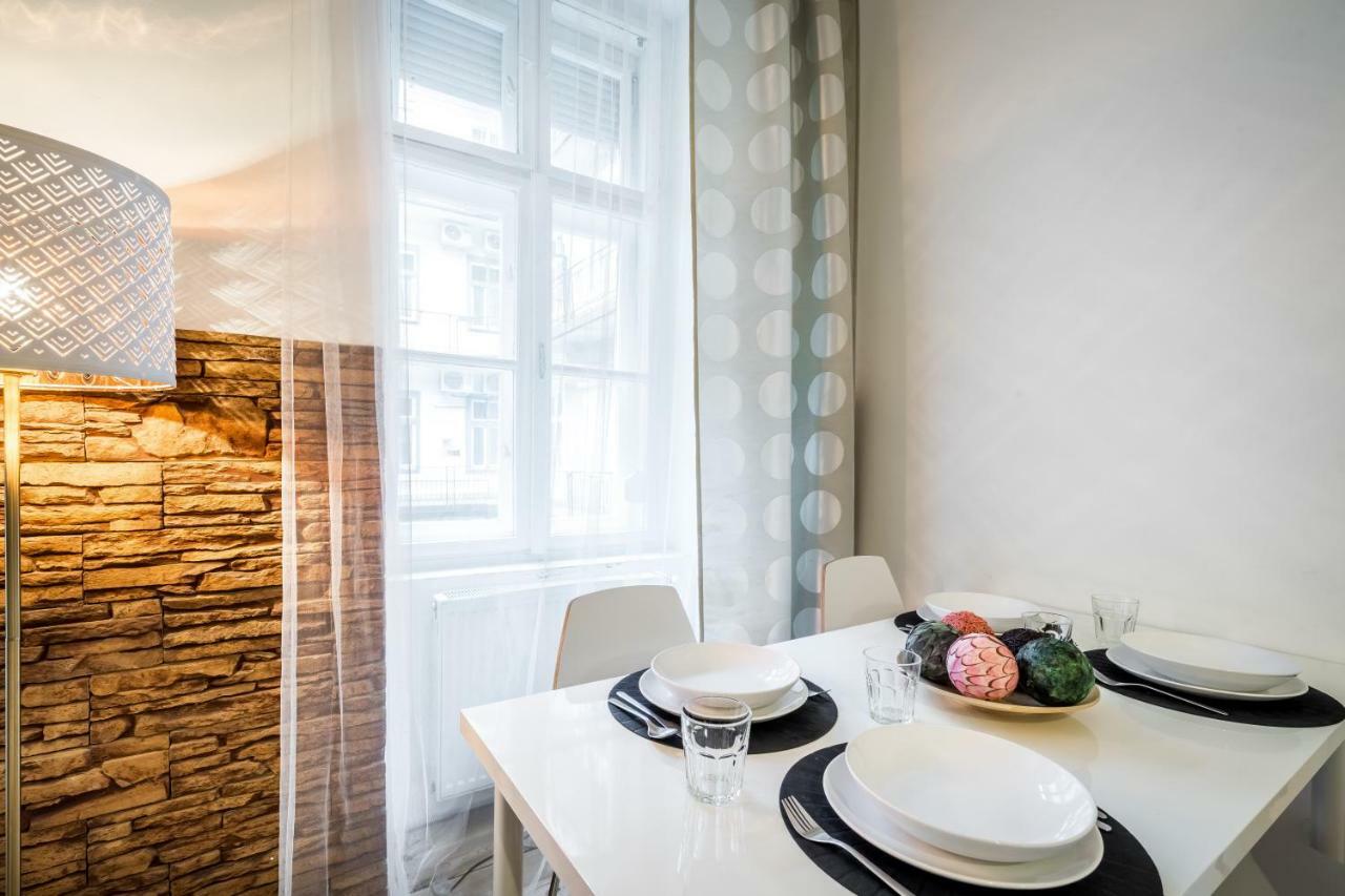 Bpr Bright Sapphire Apartment Budapest Exterior foto